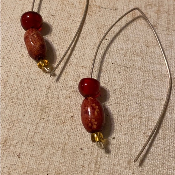 BOGO 🖤 Hook earrings - Picture 2 of 3